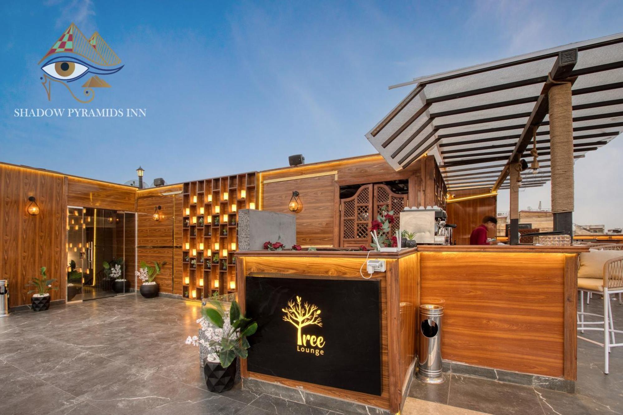 Shadow Pyramids Suites And Jacuzzi Kafret el-Gabal Exteriör bild