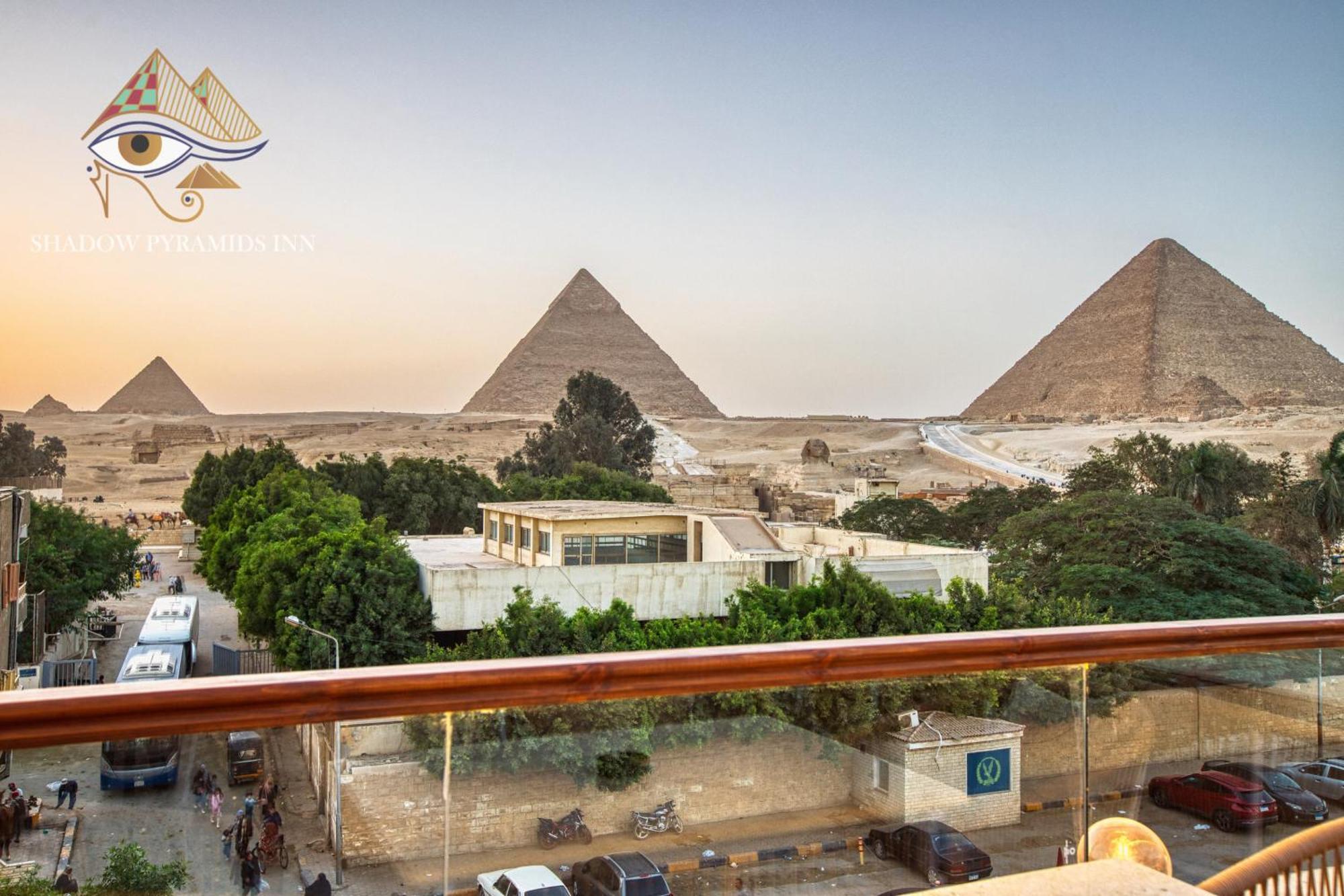 Shadow Pyramids Suites And Jacuzzi Kafret el-Gabal Exteriör bild