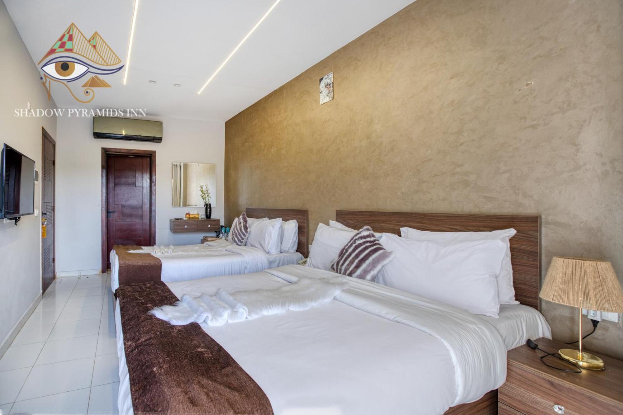 Shadow Pyramids Suites And Jacuzzi Kafret el-Gabal Exteriör bild
